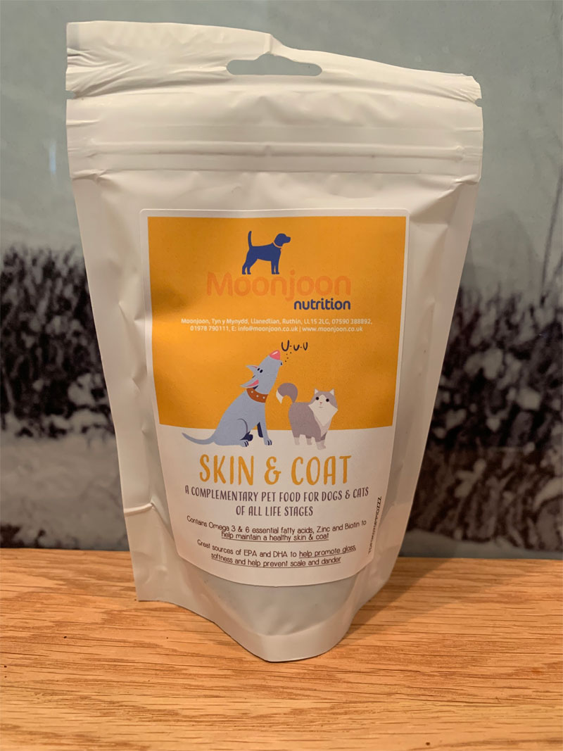 Moonjoon Nutrition skin and coat dog treats